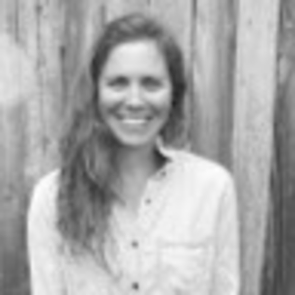 Profile Picture of Katherine Homes (@katherinehomes) on Poshmark