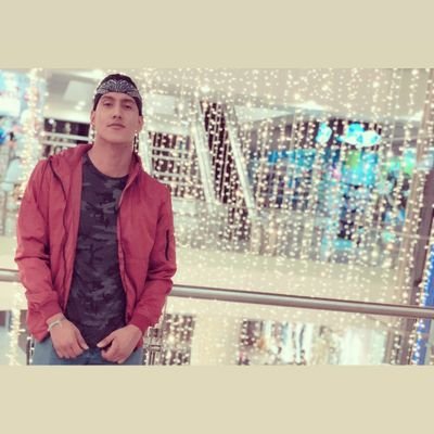 Profile Picture of Cristian Barrera (@kmylo92) on Twitter