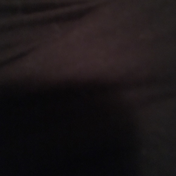 Profile Picture of Erika Gordon (@erika_g18) on Poshmark