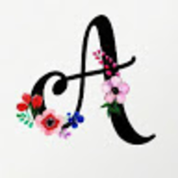 Profile Picture of Adris Garcia martinez (@agm19172) on Poshmark