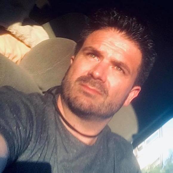 Profile Picture of Bradley Dewildt (@bradleydewildt) on Poshmark