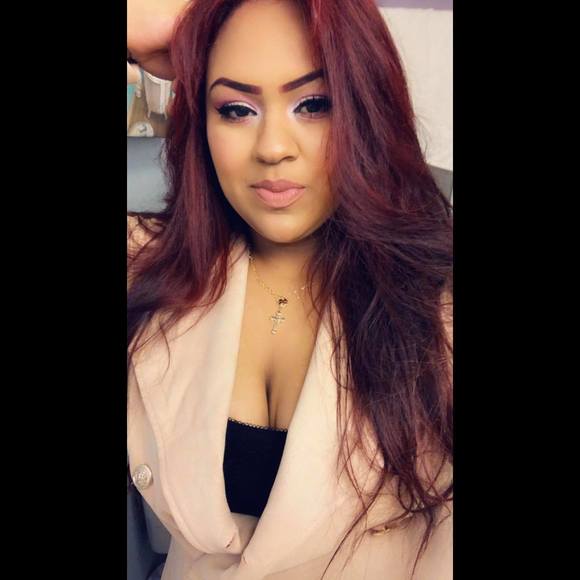 Profile Picture of Jazmin Morales (@lupe_mor) on Poshmark