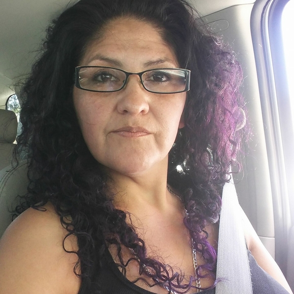 Profile Picture of Melissa jason Mendoza picard (@mmendoza1976) on Poshmark