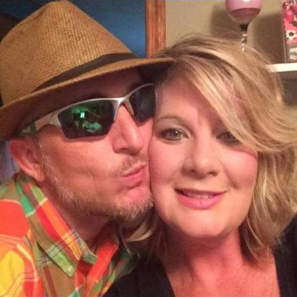 Profile Picture of Scott Henson (@scotthenson) on Poshmark