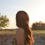 Profile Picture of hannah (@wordsandi) on Instagram