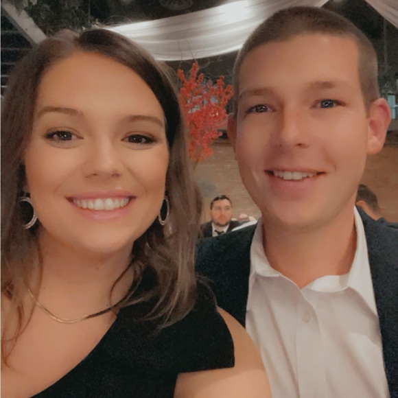 Profile Picture of Madison Lautzenheiser (@mjlautzenheiser) on Poshmark