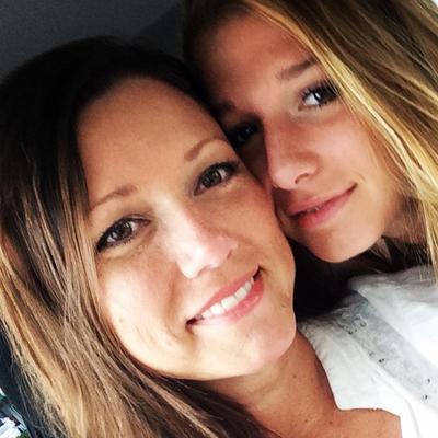 Profile Picture of Amy Waldron (@amywaldron7) on Twitter