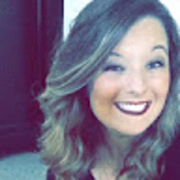 Profile Picture of Myranda Rotert (@myrandarotert15) on Poshmark