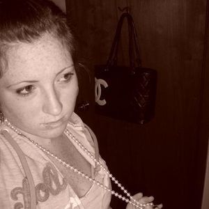 Profile Picture of Crystal Simile (@ilove_rockandroll) on Myspace