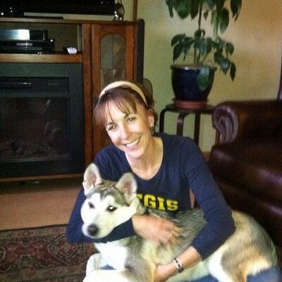 Profile Picture of Jennifer Brunner (@@jenn381amh) on Twitter