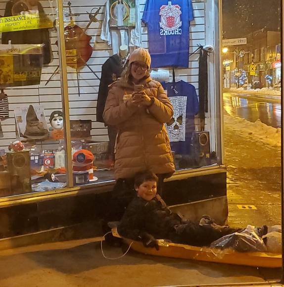 Profile Picture of Melissa Ruttan (@mizltoe17) on Poshmark