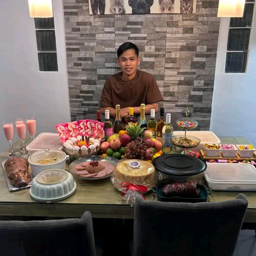 Profile Picture of Eric Flor (@@ericflor7) on Tiktok