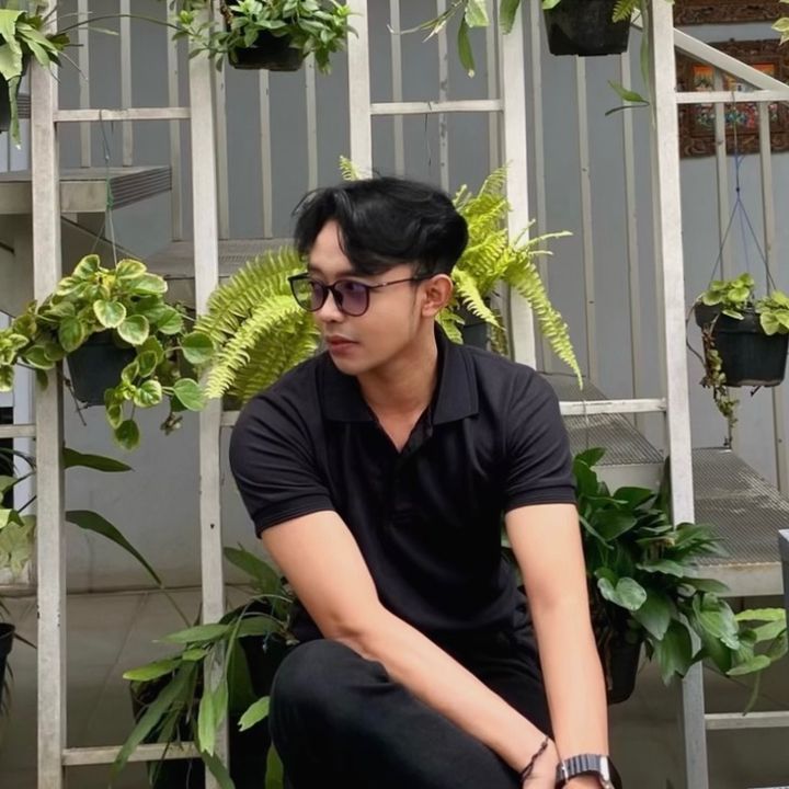 Profile Picture of nicholas (@nicholasaga) on Tiktok