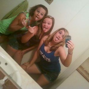 Profile Picture of Sara Wade (@sara_wade) on Myspace