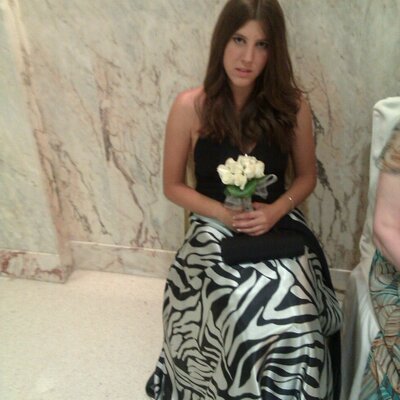 Profile Picture of Iris Castañeda (@nenitachii) on Twitter