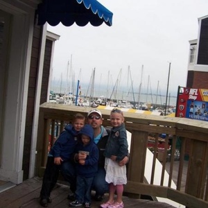 Profile Picture of Aaron Roeder (@dadof3roeders) on Myspace