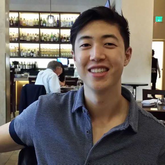 Profile Picture of David Cheng (@chengdavid923) on Poshmark