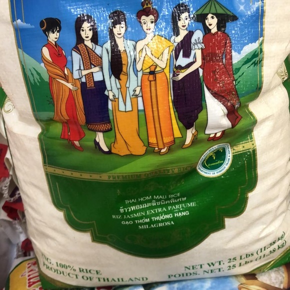 Zainab Awudu - Poshmark Profile Picture of Zainab Awudu (@larme) on Poshmark