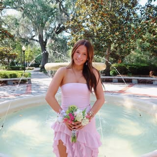 Profile Picture of Amelia Whitehurst (@amelia.whitehurst) on Instagram