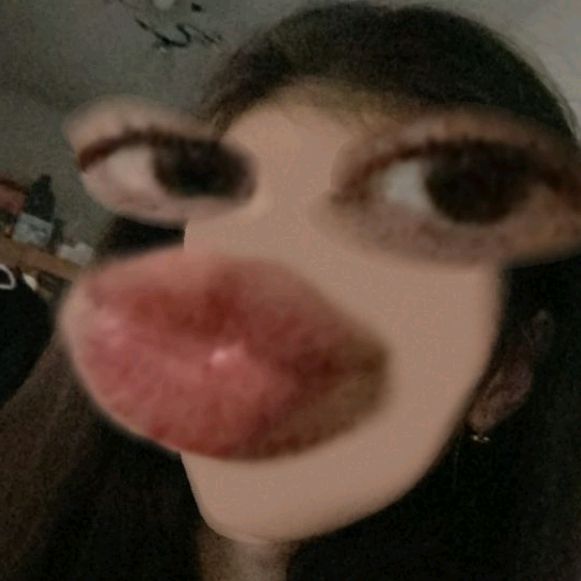 Profile Picture of Bih (@bianca_store0y) on Tiktok