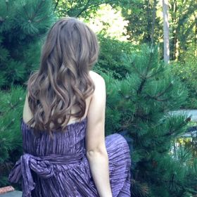 Profile Picture of MacKenzie Robbins (@mrobbins2016) on Pinterest