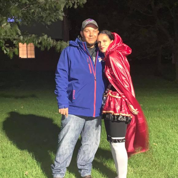 Profile Picture of Rob Moore (@moorerc01) on Poshmark