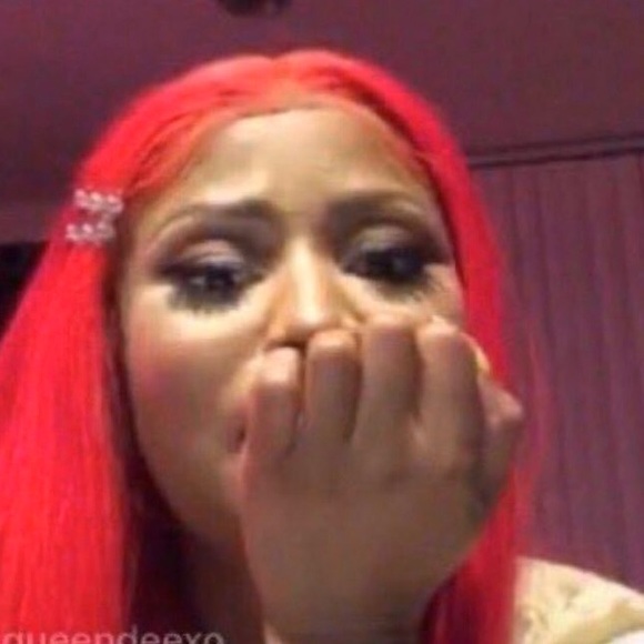 Profile Picture of Mirnesa O (@mirnesa_o) on Poshmark