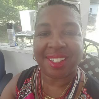 Profile Picture of Deborah Duggans (@deborahduggans) on Instagram