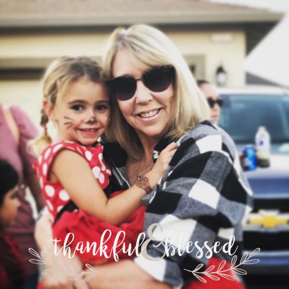 Profile Picture of Debbie Carriere (@debbiecarriere) on Poshmark