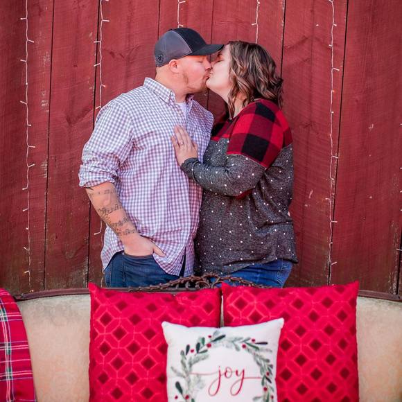 Profile Picture of Megan Guynn (@meganguynn) on Poshmark