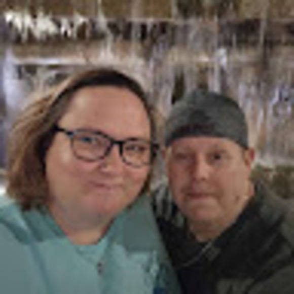 Profile Picture of Nicholas Bowers (@nsbowers80) on Poshmark