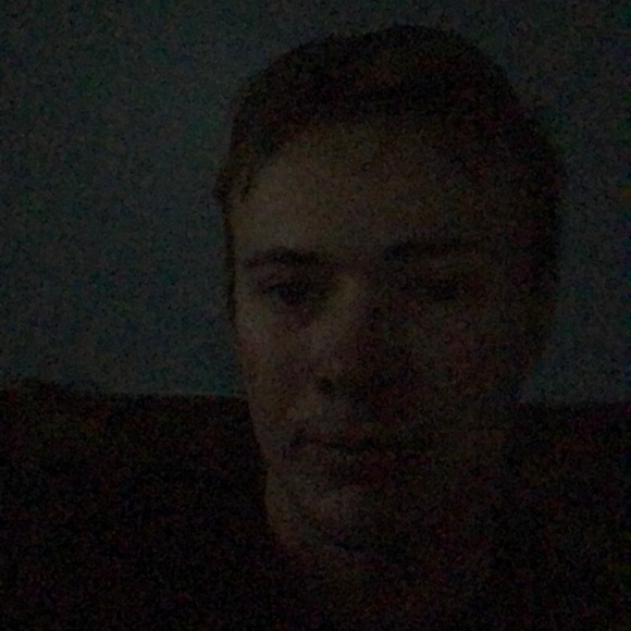 Profile Picture of Daniel Sunderland (@sunderland502) on Poshmark