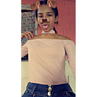 Profile Picture of Lucia Palomo (@LuciaPalomo5) on Twitter