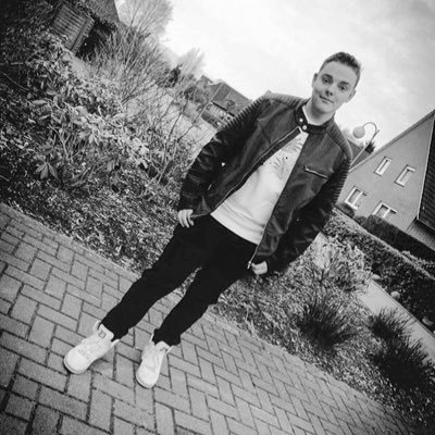 Profile Picture of Michael Leinweber (@MichaelLeinweb7) on Twitter