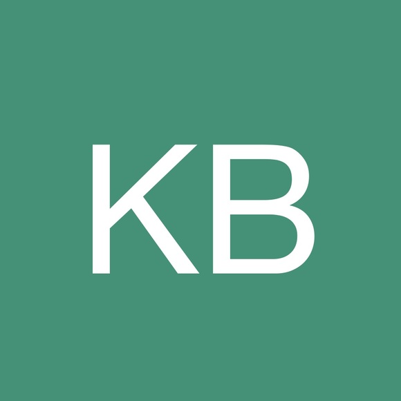 Profile Picture of Kellan Bartosch (@kellanb0145) on Poshmark