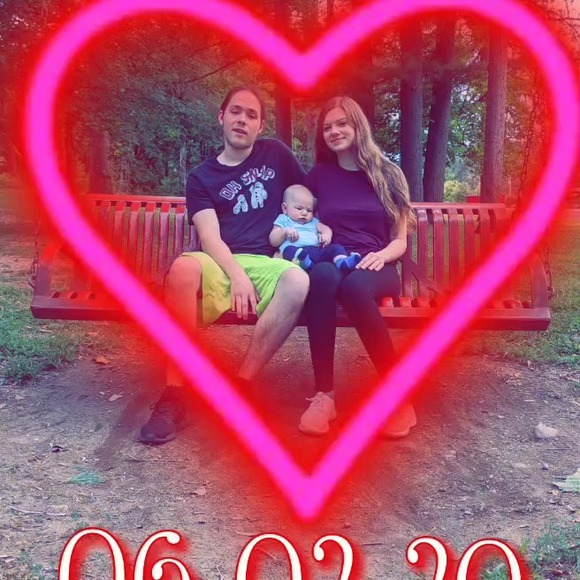 Profile Picture of Luke Lovett (@lukedukelovett) on Poshmark