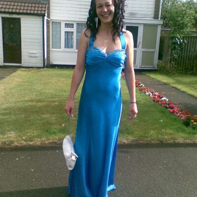 Profile Picture of Danielle Bushellon Twitter