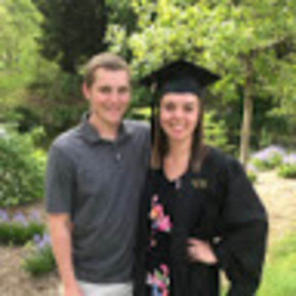 Profile Picture of Katie Hoftender (@kmhoftender) on Poshmark