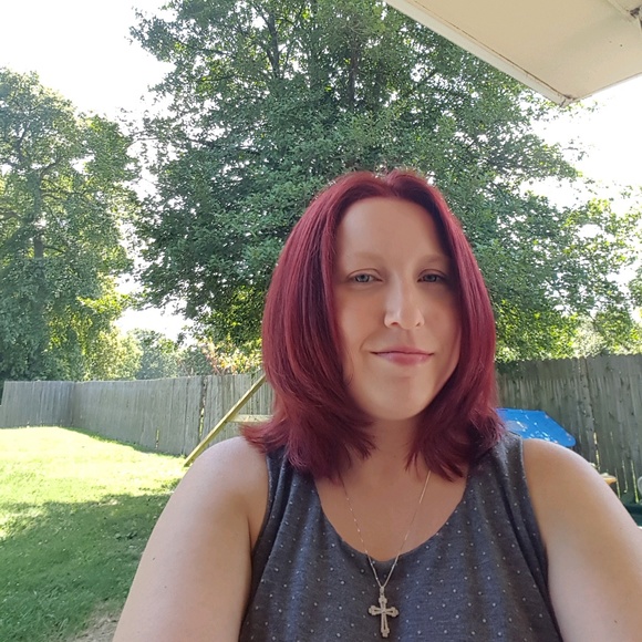 Erica Mcgaughey - Poshmark Profile Picture of Erica Mcgaughey (@erica8379) on Poshmark