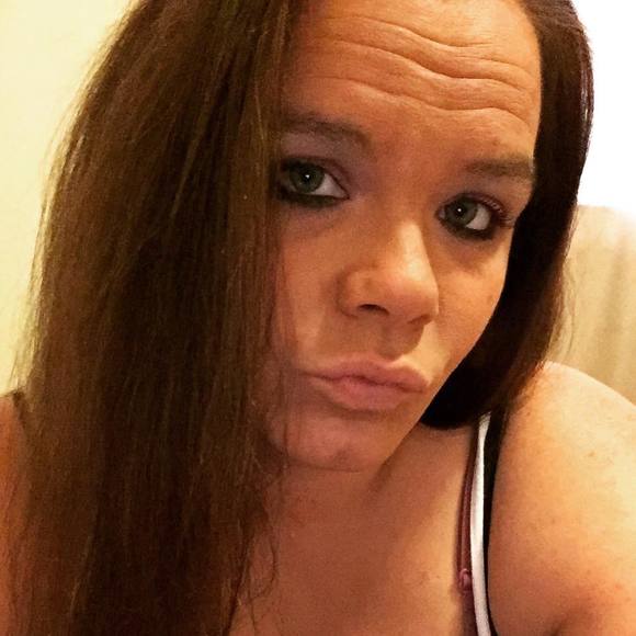 Profile Picture of Andrea Wright (@andreawright202) on Poshmark