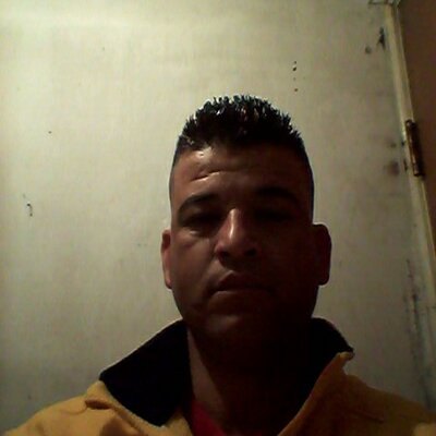 Profile Picture of Leonel Tavarez (@8b97c90b022f4c5) on Twitter