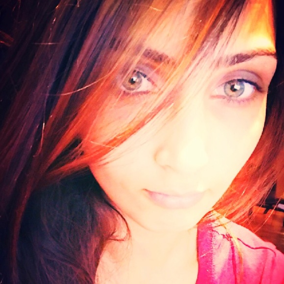 Profile Picture of Anusha Aneel (@aa2012) on Poshmark