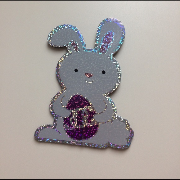 Profile Picture of Annamarie Weakley (@aweakley) on Poshmark