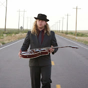 Profile Picture of Aaron Dane (@AaronDaneMusic) on Youtube