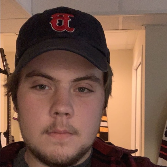 Profile Picture of Hunter Mcwatters (@hunter5556) on Poshmark