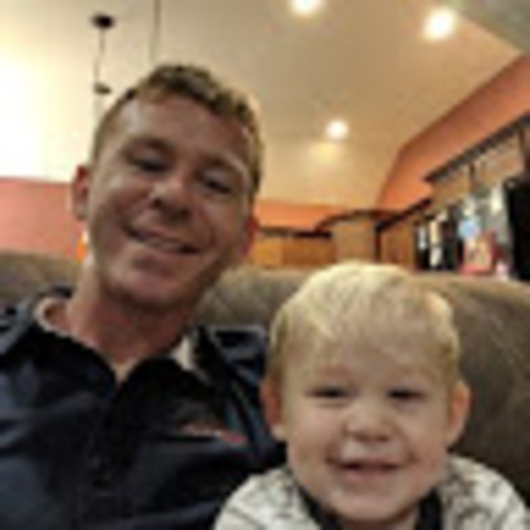 Profile Picture of Daniel Rumbley (@drumbley05) on Poshmark