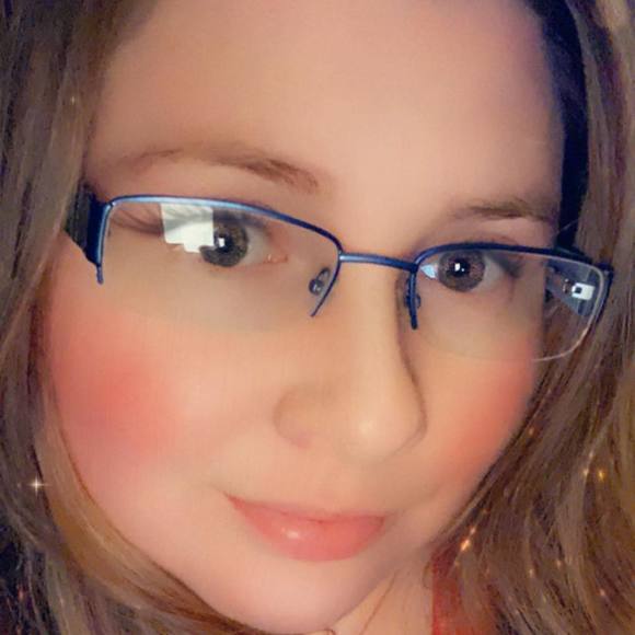 Profile Picture of Christa Judkins (@keetacole) on Poshmark