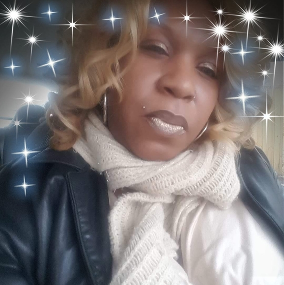 Profile Picture of Kimberly Buford (@mskim060470) on Poshmark