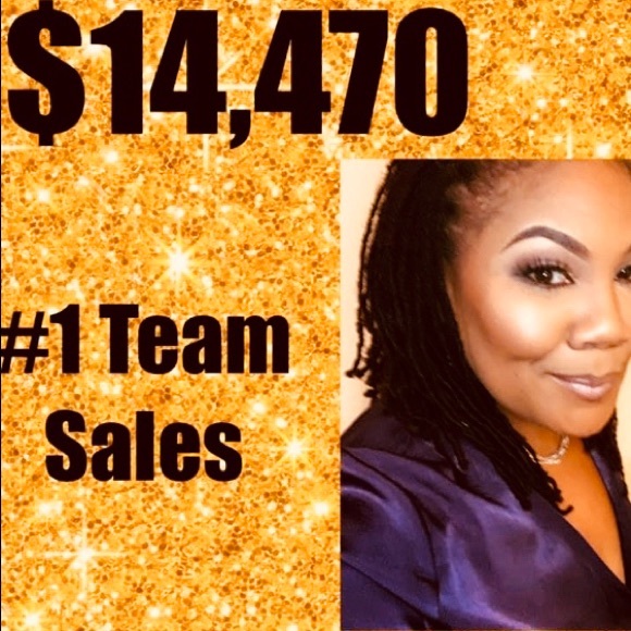 Profile Picture of Aundrea Allen (@aundrea_allen) on Poshmark