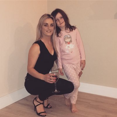 Profile Picture of Alicia (@Aliciak92Kelly) on Twitter